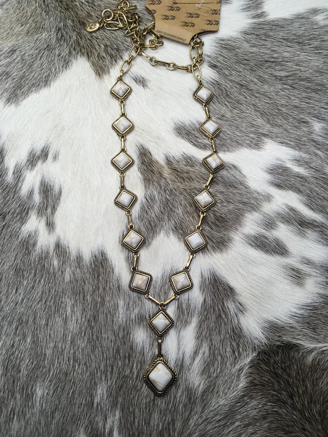 Aura White Buffalo necklace